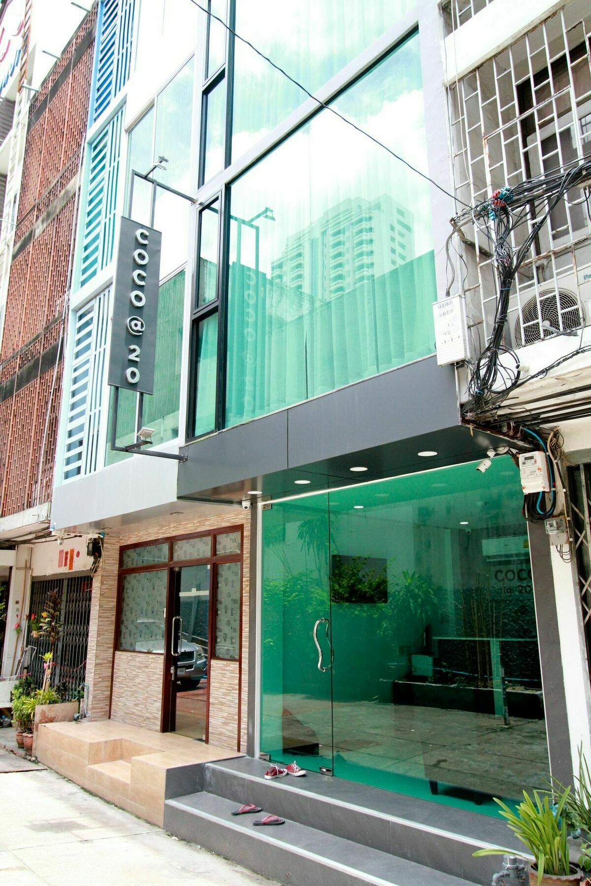 Coco@20 Hotell Bangkok Exteriör bild